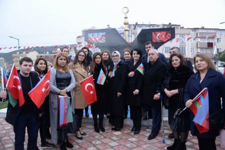 Nəsimi rayonunun nümayəndə heyəti Kocaeli vilayətində Xocalı faciəsinə həsr olunmuş silsilə tədbirlərdə iştirak etmişlər - FOTOLAR