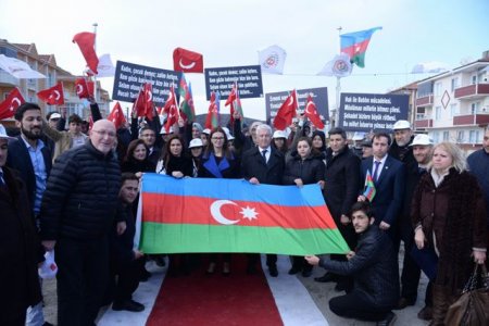 Nəsimi rayonunun nümayəndə heyəti Kocaeli vilayətində Xocalı faciəsinə həsr olunmuş silsilə tədbirlərdə iştirak etmişlər - FOTOLAR