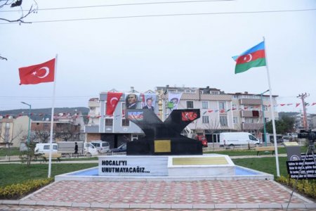 Nəsimi rayonunun nümayəndə heyəti Kocaeli vilayətində Xocalı faciəsinə həsr olunmuş silsilə tədbirlərdə iştirak etmişlər - FOTOLAR