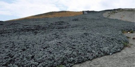 Bakıda palçıq vulkanı püskürdü (FOTO)