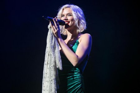 Обладательница Grammy спела "Сары Гялин" - Видео 