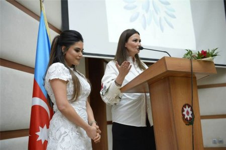 Qənirə Paşayeva “Müasir Azərbaycan qadını” layihəsi çərçivəsində Lənkəranda məruzə ilə çıxış edib - FOTOLAR