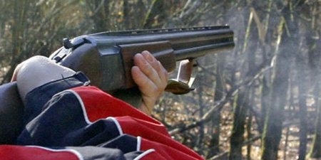 Azərbaycanlı iş adamına hücum edən quldurlar bir-birini güllələdi - KURYOZ