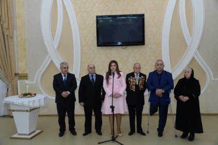 Novruz Bayramı ilə əlaqədar Nəsimi rayonunda imkansız ailələrə bayram payları təqdim olunub