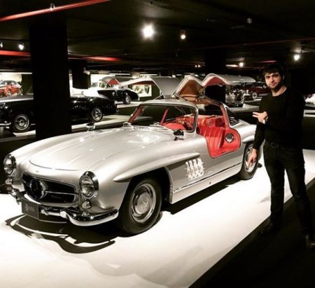 Manaf Ağayevin “avtoş” oğlu bakıda “at oynadır” – FOTOLAR