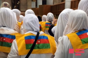 Для паломников из Азербайджана сокращена квота на Хадж