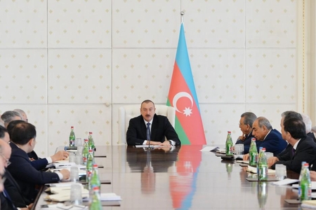 Prezident İlham Əliyev: Azərbaycanda istehsal olunan avtomobillər ən azı dövlət qurumları tərəfindən alınmalıdır