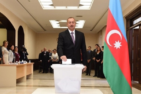 Azərbaycan prezidenti səs verib