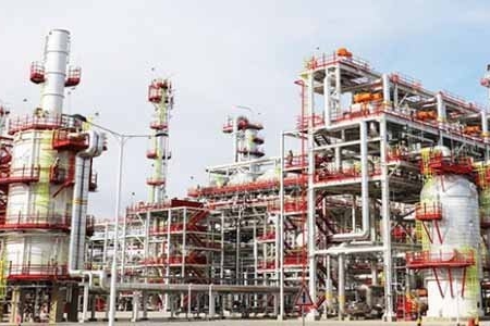 Azərbaycanlı milyarder Özbəkistanda zavod açdı