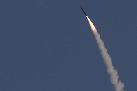 Dünyanın ən böyük neft şirkətinə ballistik raketlər atıldı