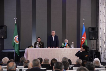 Nəsimi rayonunda 2 aprel döyüşlərinin şəhidləri ehtiramla yad edildi