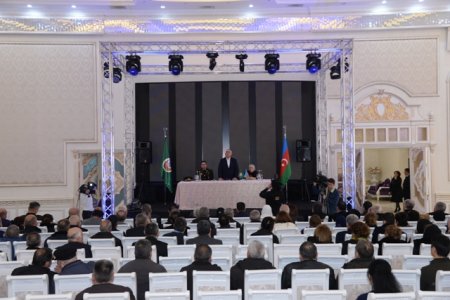 Nəsimi rayonunda 2 aprel döyüşlərinin şəhidləri ehtiramla yad edildi