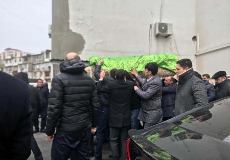 Səbinə Mirzəyeva dəfn olundu - fotolar