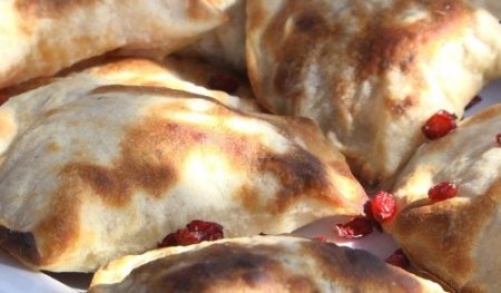 Azərbaycanda satılan “dəvə qutabı”na nə əti vurulur? – “Biz kəsim üçün dəvə yetişdirmirik”