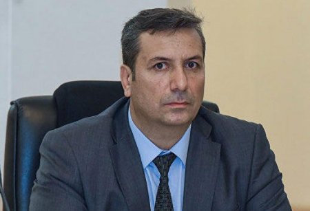 Daha bir jurnalist döyülərək təhqir edildi