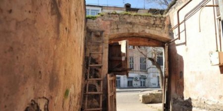 Bayıldakı beşmərtəbələr söküləcək: danışıqlar aparılır (AÇIQLAMA)