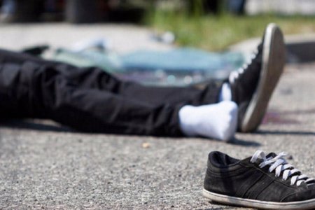 Abşeronda maşın AXCP Ali Məclisinin üzvünü vuraraq öldürüb