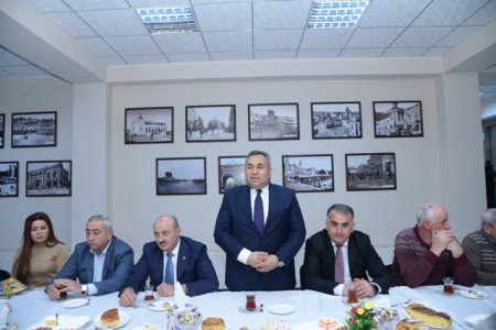 Nəsimi rayon İcra Hakimiyyətində Çernobıl əlilləri ilə görüş keçirilmişdir - FOTOLAR