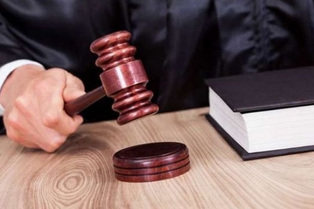 Sabiq nazirinin ölkədən qaçan adamının adı daha bir işdə - mənimsəmə