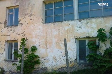 4 kəndin tövləyə bənzər məktəbi - Burası Lerikdir