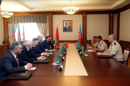 Lukaşenko Paşinyanı başından elədi – Azərbaycana silah satışı davam edəcək Lukaşenko Paşinyanı başından elədi – Azərbaycana silah satışı davam edəcək