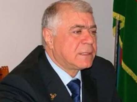 Ordu və jurnalisti söyən deputat xalqı iqtidarın üstünə qaldırdı - Biznesi... Ordu və jurnalisti söyən deputat xalqı iqtidarın üstünə qaldırdı - Biznesi...