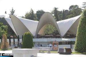 Yay gəlir, bulvarda işbazlar iş başında – Bu məkanlara getsəniz sizi aldadacaqlar – FOTOLAR