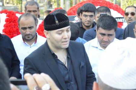 Məşhur “qanuni oğru” Azərbaycana gəlir Məşhur “qanuni oğru” Azərbaycana gəlir