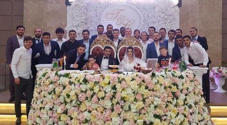 Millimizin futbolçusu evləndi