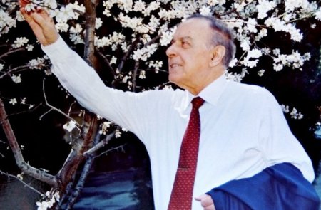 Heydər Əliyevin doğum günüdür — Böyük ömrə qısa səyahət + FOTOLAR