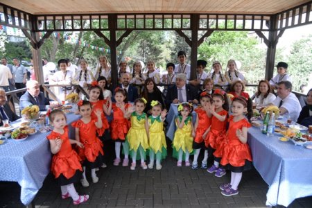 Nəsimi rayonunda Ümummilli lider Heydər Əliyevin anadan olmasının  95-ci ildönümü münasibətilə yeni park istifadəyə verildi - FOTOLAR 