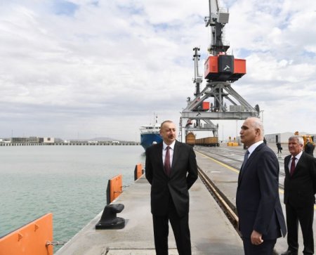 Prezident Bakı Limanının açılışında iştirak edib — FOTOLAR / YENİLƏNİB