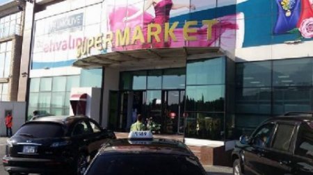 15 dəqiqəyə min manat qazandığını deyən “Azer City” adlı marketin sahibi işçisinin əmək haqqını niyə vermir? – VİDEO