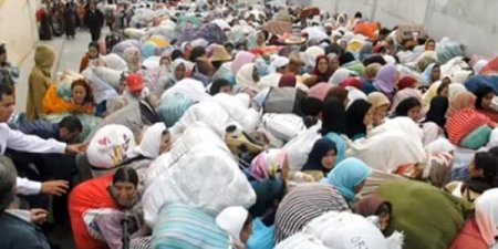 Qadınları yük qatırı kimi istifadə edirlər