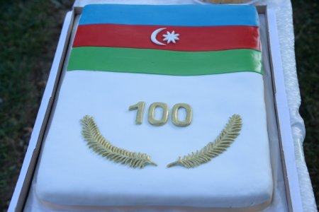 Nəsimi rayonunda Azərbaycan Xalq Cümhuriyyətinin 100 illiyi münasibəti ilə “Cümhuriyyətin yaşıdları” adlı tədbir keçirildi - FOTOLAR