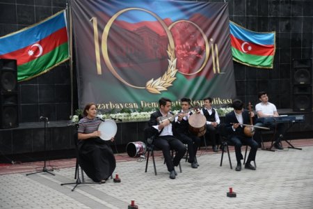 Nəsimi rayonunda Azərbaycan Xalq Cümhuriyyətinin 100 illiyi münasibəti ilə “Cümhuriyyətin yaşıdları” adlı tədbir keçirildi - FOTOLAR