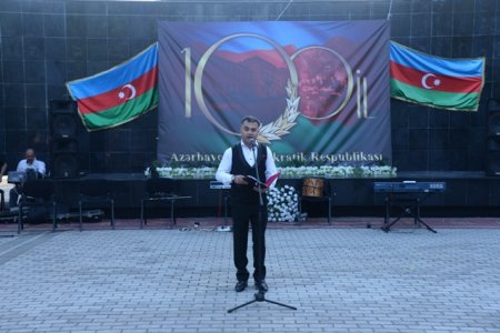 Nəsimi rayonunda Azərbaycan Xalq Cümhuriyyətinin 100 illiyi münasibəti ilə “Cümhuriyyətin yaşıdları” adlı tədbir keçirildi - FOTOLAR