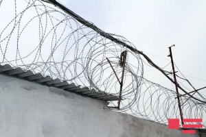 В Баку в исправительном учреждении произошел вооруженный инцидент