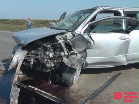 Gəndob-Yalama yolunda iki maşın toqquşub, xəsarət alanlar var