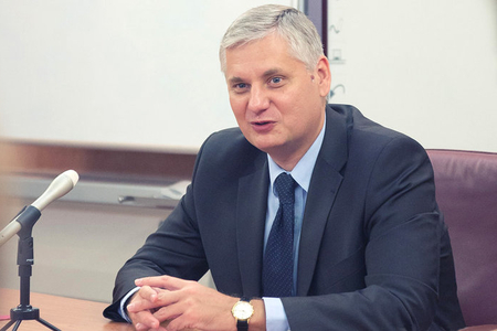 Ermənipərəst Markedonov Bakıdakı paradın İrəvana verdiyi mesajdan və əzələ nümayişindən yazdı