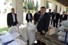 MƏMURLARIN BARAMA PLANI “YANIR” - 30 manata alıb dövlətə 9 manata təhvil verirlər