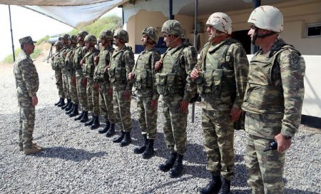 Zakir Həsənov ön cəbhəyə getdi — Düşmən mövqelərini müşahidə etdi