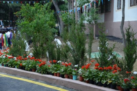 Nəsimi rayonunda 15 iyun – Milli Qurtuluş günü ərəfəsində növbəti “Abad həyət” sakinlərin istifadəsinə verildi - FOTOLAR