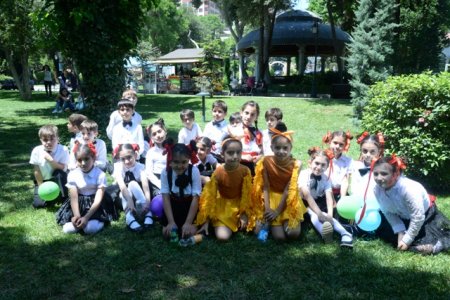 Nəsimi rayonunda 15 iyun Milli Qurtuluş gününə həsr edilmiş silsilə tədbirlər davam edir