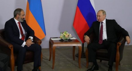 Rusiya Ermənistan “obezyanlarına” qadağa qoydu