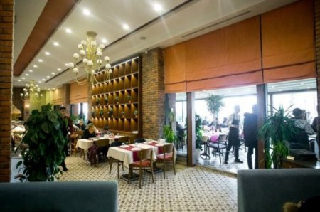 Bakıda “Pak Dad” ərəb turistə necə kələk gəldi? – Şikayət