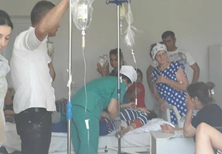 İmişlidəki zəhərlənmədən yeni XƏBƏR - “7 nəfər reanimasiyadadır, qalanlar evə buraxılıb” - FOTO