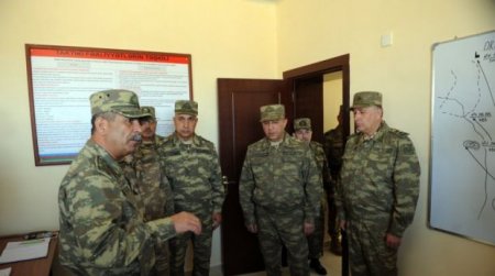 Azərbaycan Ordusunun mexanikləşdirilmiş taqımı hücumda