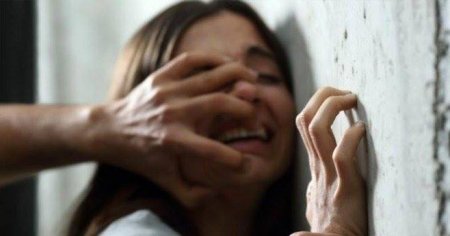 Lerikdə 13 yaşlı məktəblini dəfələrlə zorlayan şəxsin evi MÜHASİRƏYƏ ALINDI və... - YENİLƏNİR