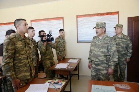 Zakir Həsənov Ermənistanda general Manvel rüsvayçılığı haqda: “O, insan deyil, mən ona insan deməzdim...”